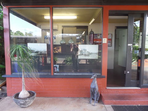 Motel Oasis - South Australia Travel 6
