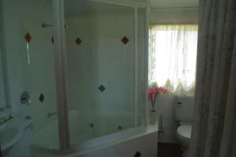 Lee Farm Stay Cottages - South Australia Travel 6