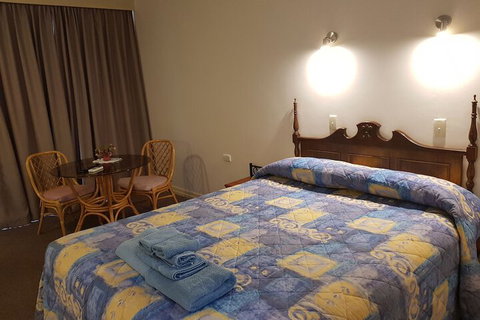 Cobb Inlander Motel - South Australia Travel 7