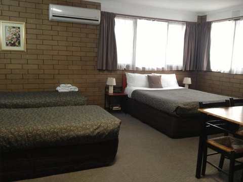 Rippleside Park Motor Inn - South Australia Travel 5