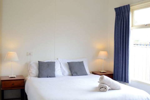 Hibiscus Heights - South Australia Travel 2