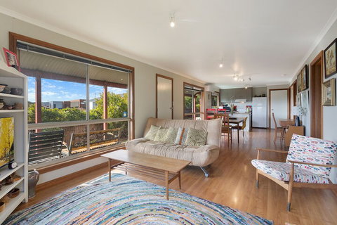 Monaro Cottage - South Australia Travel 7