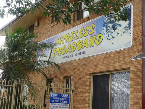 Tallarook Motor Inn - South Australia Travel 5