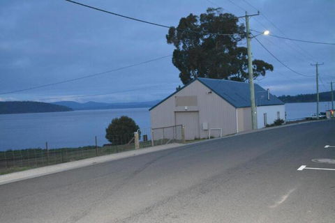 Smugglers Rest Apartments Dover - South Australia Travel 7