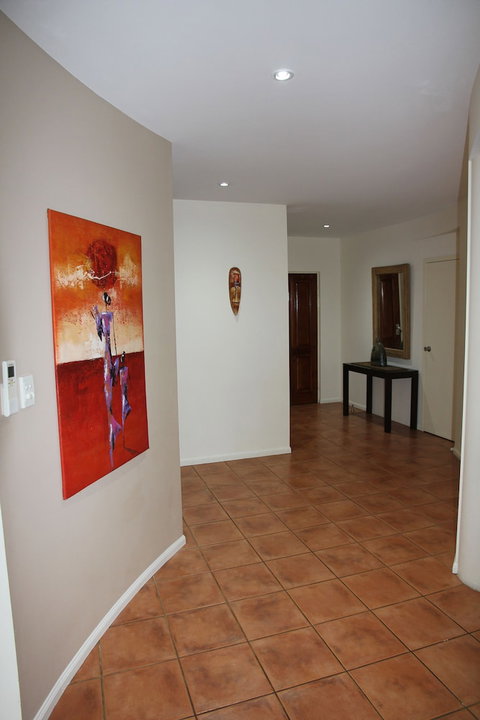 Darwin Deluxe Apartments - South Australia Travel 0