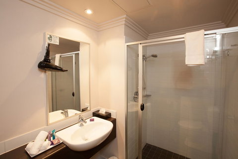 Wine Country Motor Inn - South Australia Travel 4