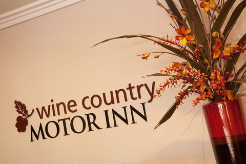 Wine Country Motor Inn - South Australia Travel 1