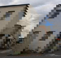 Grand Manor Motor Inn - Queanbeyan - South Australia Travel