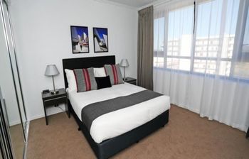 Under The Townsville Sun (694I) - South Australia Travel 2