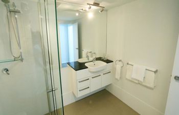 Under The Townsville Sun (694I) - South Australia Travel 6