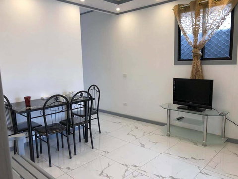 Auburn Garden House - South Australia Travel 5