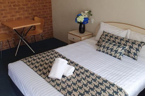 MAS Country Colonial Motor Inn - South Australia Travel 5