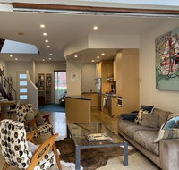 315 West St. Kilda 3 Bedroom House - South Australia Travel