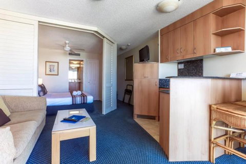 Beachfront Mooloolaba Apartment - South Australia Travel 1