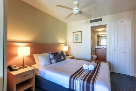 Beachfront Mooloolaba Apartment - South Australia Travel 6