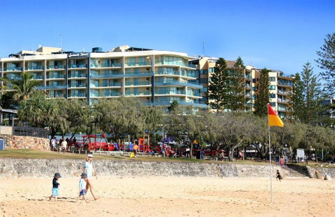 Beachfront Mooloolaba Apartment - South Australia Travel 4