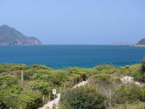 10 Intrepid 3 Intrepid Close Water Views Over Shoal Bay Beach - South Australia Travel 3