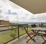 11 Promenade 8 Intrepid Close air conditioned unit with beautiful water views - South Australia Travel