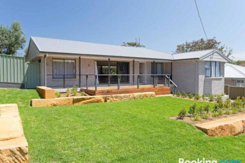 Bay Dream Believer 16 Verona Road Pet Friendly Boat Parking & WIFI - South Australia Travel 6