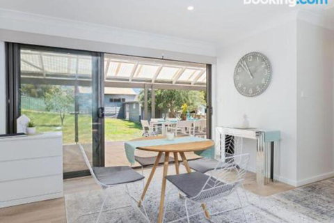 Bay Dream Believer 16 Verona Road Pet Friendly Boat Parking & WIFI - South Australia Travel 1