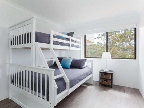 11 Intrepid 3 Intrepid Close Absolute Beachfront Bliss - South Australia Travel 6