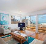 3 The Clippers 131 Soldiers Point Road fabulous waterfront unit - South Australia Travel