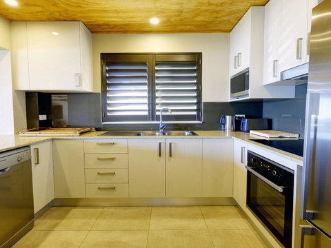 Hibiscus Court 3 Forster Main Beach! - South Australia Travel 1