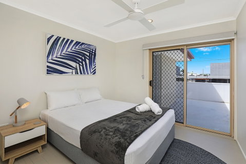 Culb Entertainers Paradise - South Australia Travel 5