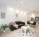 A Spacious  Central 2BR Apt Near Flinders Station - South Australia Travel
