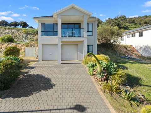 Tickys Dream 18 Turnberry Drive - South Australia Travel 2