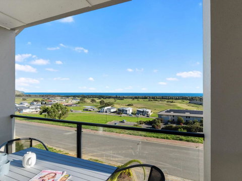 Tickys Dream 18 Turnberry Drive - South Australia Travel 3