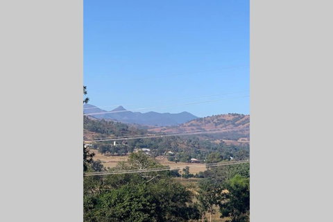 Stunning Queenslander - South Australia Travel 4