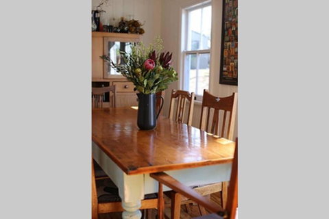 Stunning Queenslander - South Australia Travel 1