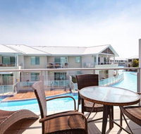 245 Pacific Blue 265 Sandy Point Rd air conditioned unit with resort facilities  linen supplied - South Australia Travel