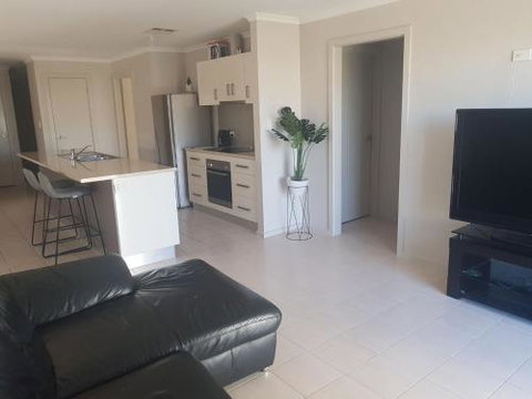 The Baltimore Family Home Getaway - South Australia Travel 2