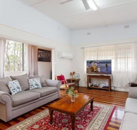 Daves Place 27 Rigney St. Holiday house with WIFI Aircon  Boat Parking - South Australia Travel