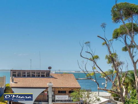 303 The Shoal 4 8 Bullecourt Street Air Conditioning WIFI Netflix Views Linen & Lift - South Australia Travel 0