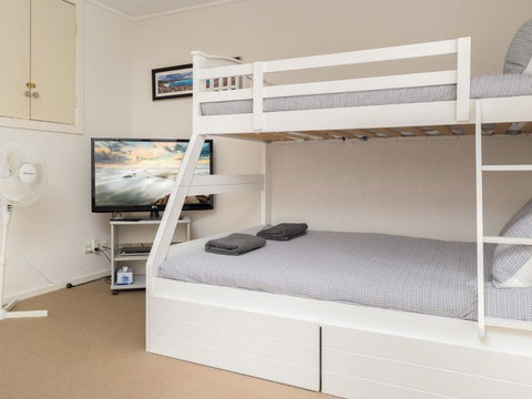 Dunsmore Lodge - South Australia Travel 2