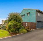 By the Shore - South Australia Travel