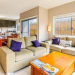 High Tide - South Australia Travel 0