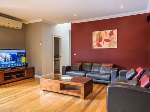 On Chapel - South Australia Travel 6