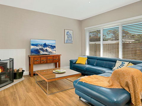 Woolamai Beach Villa - South Australia Travel 1