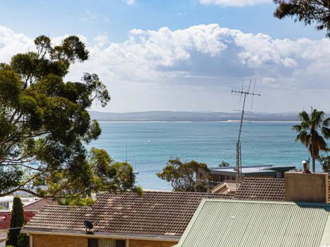 Views Of Shoal Bay 75 Ronald Ave Views & Air Con - South Australia Travel 0