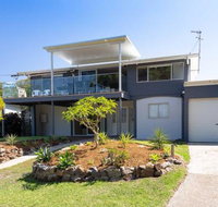 Blue Waters 7 Cook St. Pet Friendly  Water Views - South Australia Travel