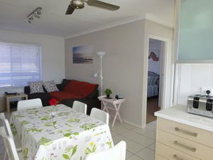 Selene Holiday Apartment atWest Beach