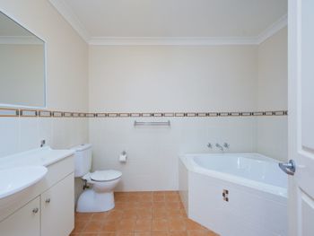 Lagoons Estate 6 Dowling Street - South Australia Travel 5