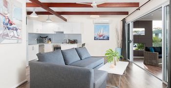 Idle Days 3 Achilles Street - South Australia Travel 1