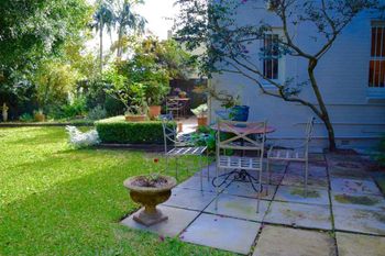 Expansive French Style Apartment H343 - South Australia Travel 5