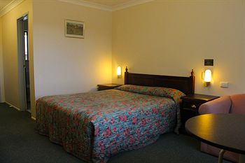 Colonial Motor Inn Lithgow - South Australia Travel 1