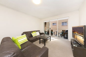 Dolphin Court Unit 1 - South Australia Travel 6